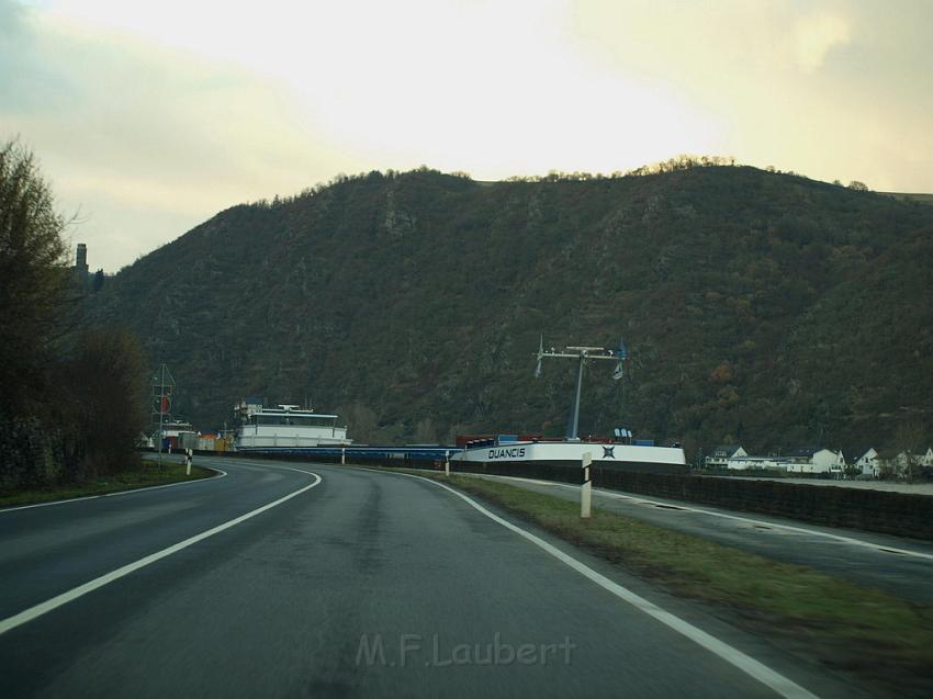 Schiff gesunken St Goarhausen Loreley P334.jpg